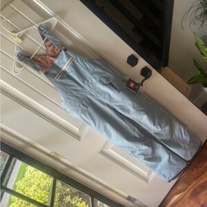 686 black magic snow bibs women M